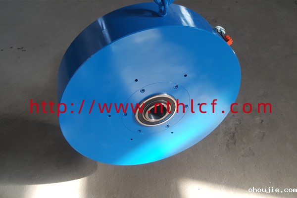 近距离了解：机座式米兰推荐单足球